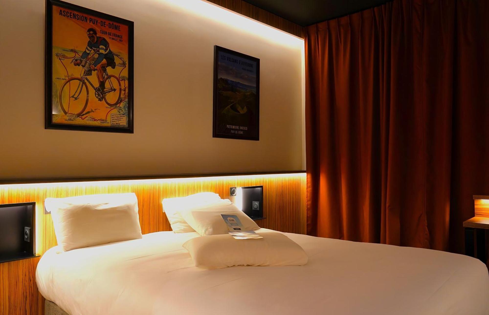 Kyriad Clermont Ferrand Nord - Риом Экстерьер фото